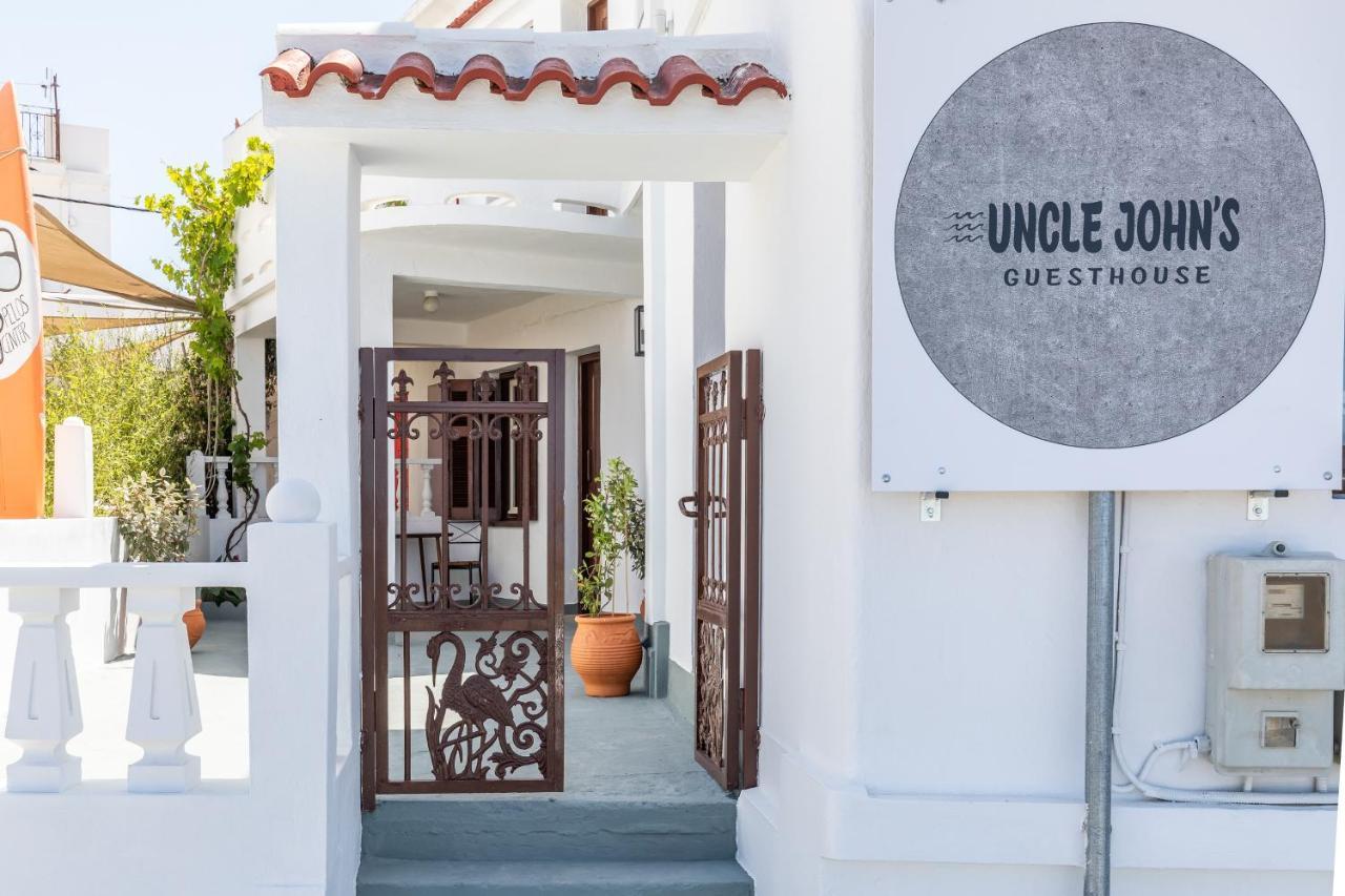 Uncle John'S Guesthouse Szkópelosz Kültér fotó